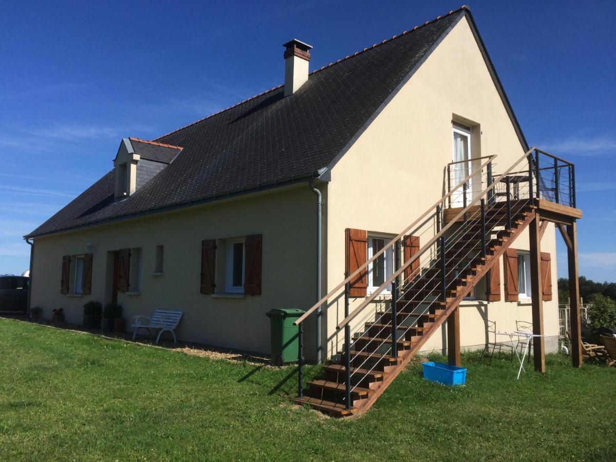 Les Petits Chenes Bed & Breakfast La Pellerine  Exterior photo